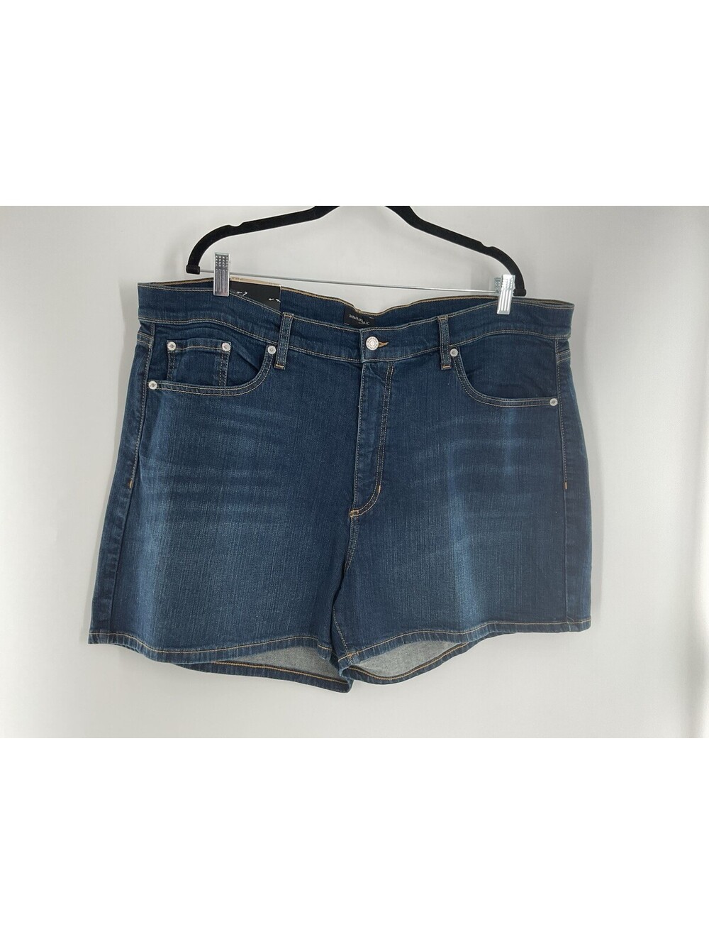 Banana Republic Women’s 4 Inch Inseam 35/20 Dark Wash Denim Shorts 055